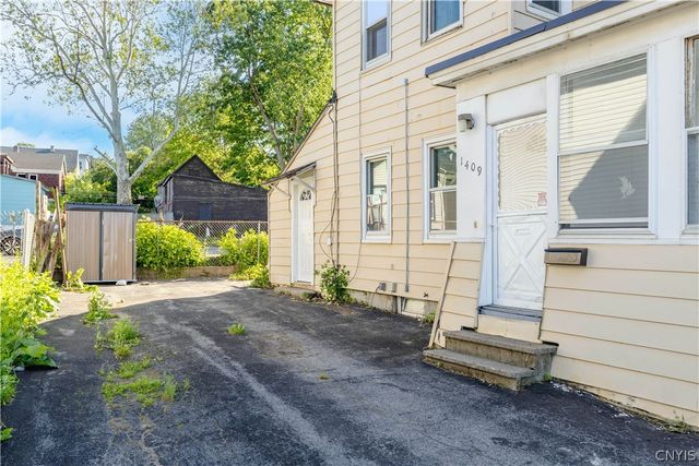 1409 Erie St, Utica, NY 13502
