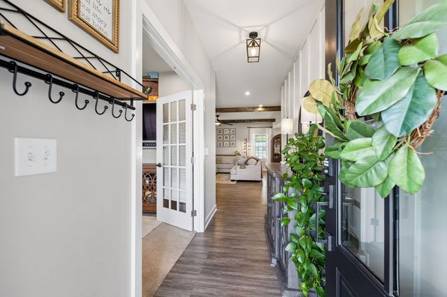 3407 Fuji Apple Ln, Murfreesboro, TN 37128