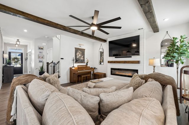 3407 Fuji Apple Ln, Murfreesboro, TN 37128