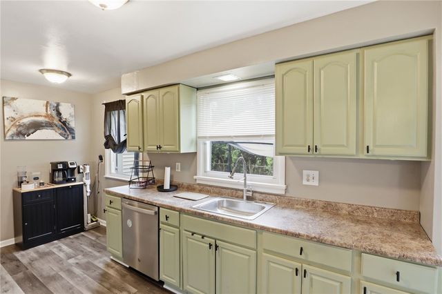 278 Whipple Lane, Irondequoit, NY 14622