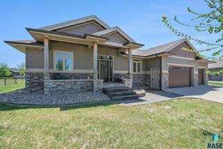 7812 Tuscan Club Cir, Sioux Falls, SD 57108
