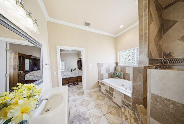1241 Terrazas Lane, Sealy, TX 77474