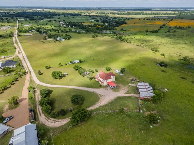 1241 Terrazas Lane, Sealy, TX 77474