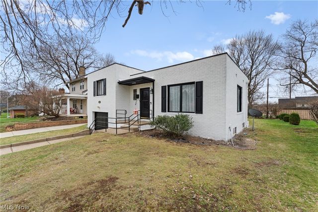 318 31st Street NW, Canton, OH 44709