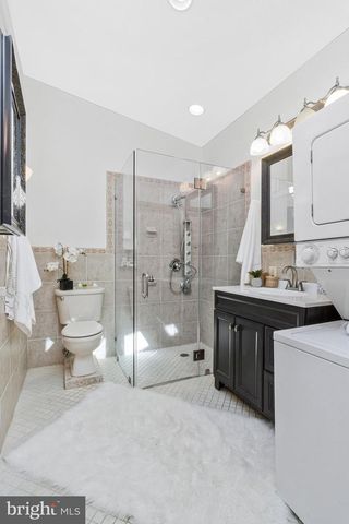 6400 JULIAN ST, Springfield, VA 22150