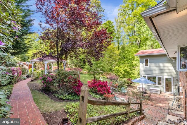 6400 JULIAN ST, Springfield, VA 22150