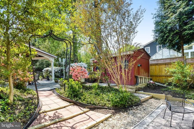 6400 JULIAN ST, Springfield, VA 22150