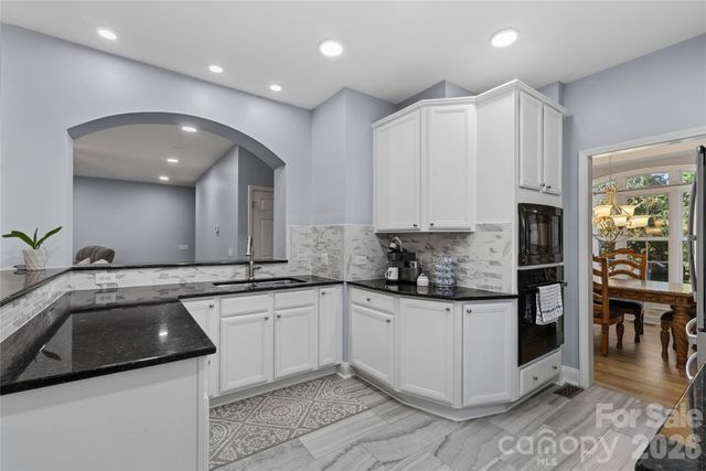 2612 Albatross Lane, Matthews, NC 28104