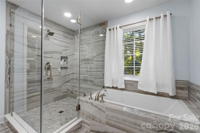 2612 Albatross Lane, Matthews, NC 28104