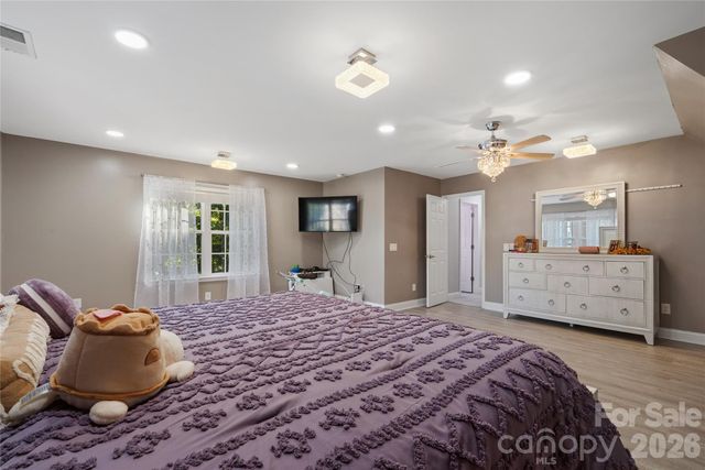 2612 Albatross Lane, Matthews, NC 28104