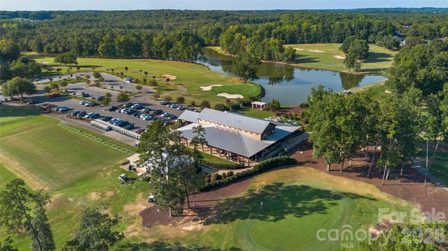 2612 Albatross Lane, Matthews, NC 28104