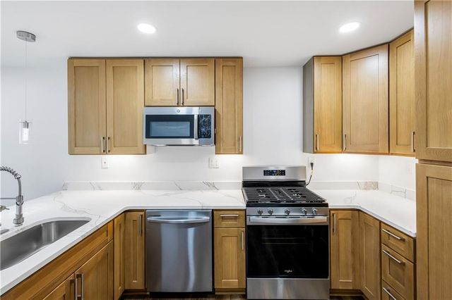 2029 Benson SE Avenue, Smyrna, GA 30080