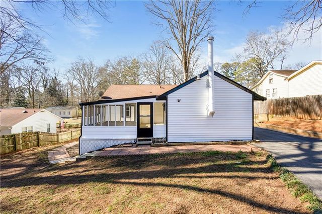 2029 Benson SE Avenue, Smyrna, GA 30080