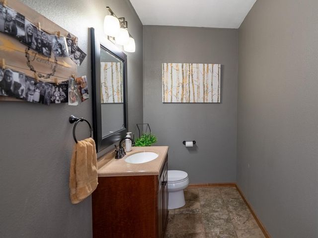 136 1st Avenue, Alden, MN 56009