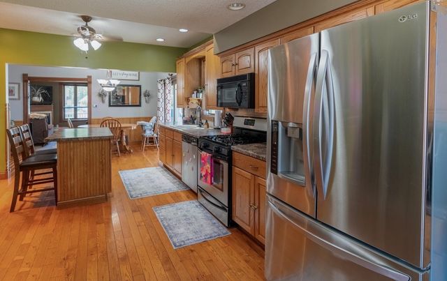 136 1st Avenue, Alden, MN 56009