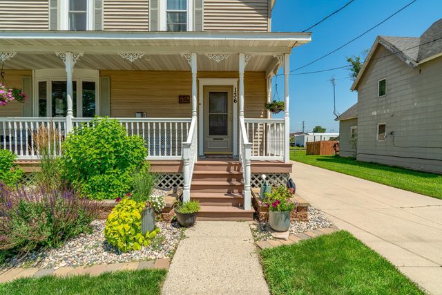 136 1st Avenue, Alden, MN 56009