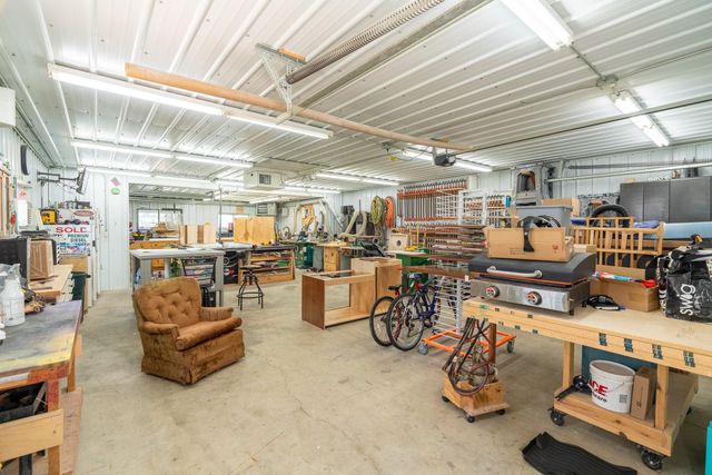 136 1st Avenue, Alden, MN 56009