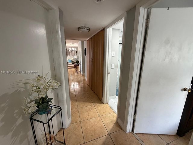 5365 W 14th Ln, Hialeah, FL 33012