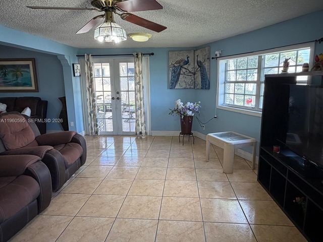 5365 W 14th Ln, Hialeah, FL 33012