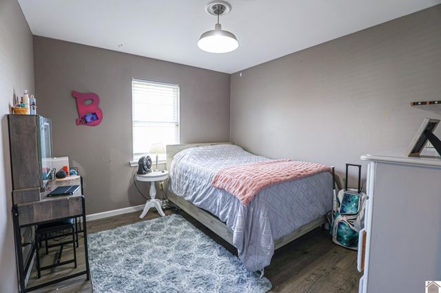 6135 Majestic Oak Dr, Paducah, KY 42003