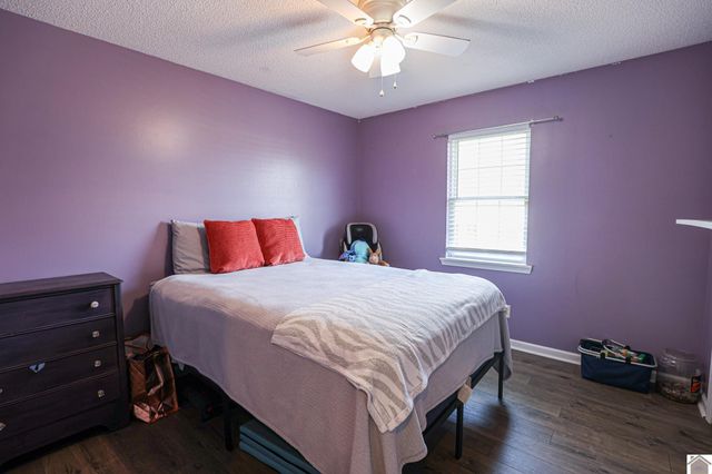 6135 Majestic Oak Dr, Paducah, KY 42003