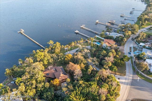 2123 N Indian River Drive, Cocoa, FL 32922