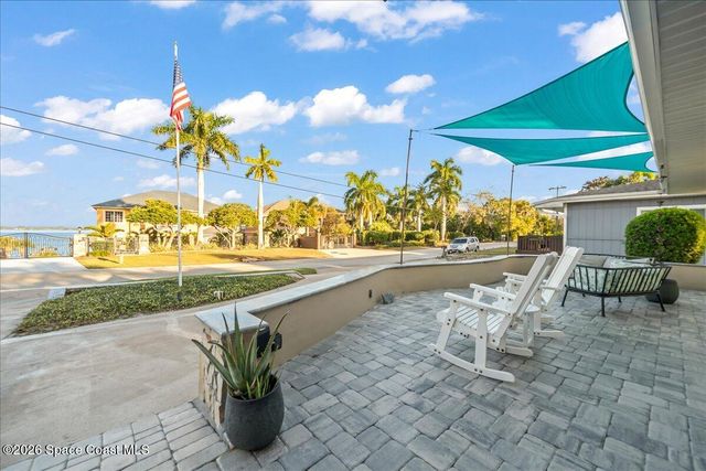 2123 N Indian River Drive, Cocoa, FL 32922