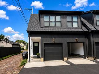 1092 Gustavus Lane, Columbus, OH 43205