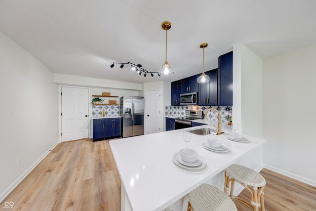 11780 Copper Mines Way, Fishers, IN 46038