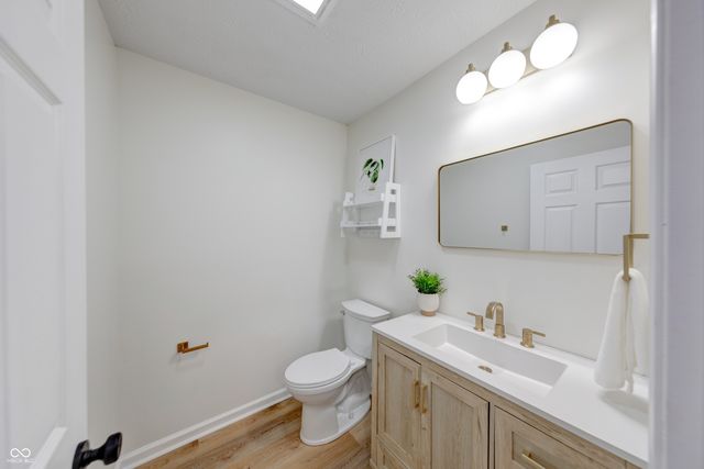 11780 Copper Mines Way, Fishers, IN 46038