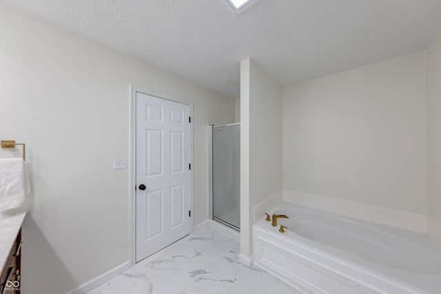 11780 Copper Mines Way, Fishers, IN 46038