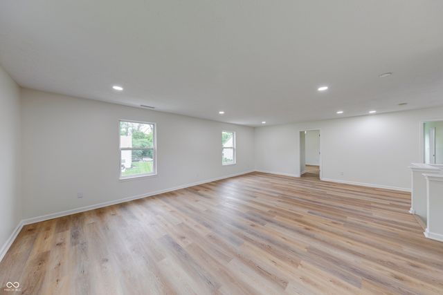 11780 Copper Mines Way, Fishers, IN 46038