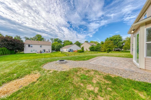 11780 Copper Mines Way, Fishers, IN 46038