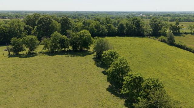 6300 McCowans Ferry Road, Versailles, KY 40383