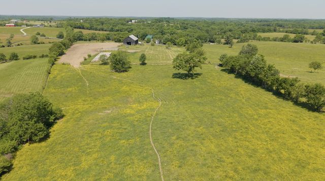 6300 McCowans Ferry Road, Versailles, KY 40383
