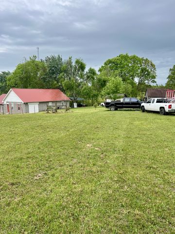 7526 Johnny Crow Rd, Lyles, TN 37098