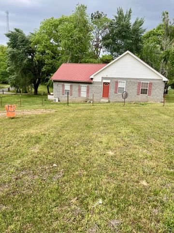 7526 Johnny Crow Rd, Lyles, TN 37098
