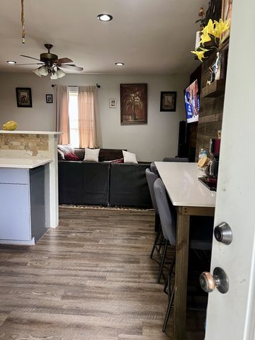 7526 Johnny Crow Rd, Lyles, TN 37098
