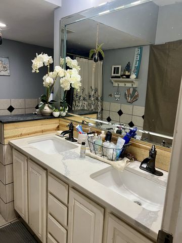 7526 Johnny Crow Rd, Lyles, TN 37098