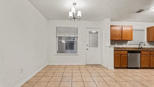 5018 Steel Meadows Lane, Humble, TX 77346