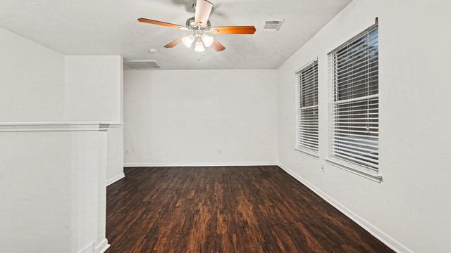 5018 Steel Meadows Lane, Humble, TX 77346