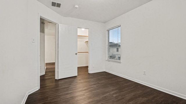 5018 Steel Meadows Lane, Humble, TX 77346