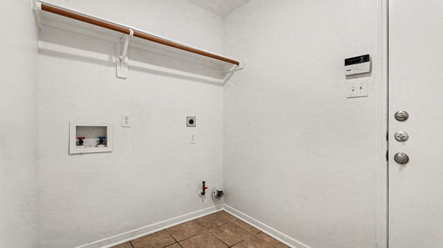 5018 Steel Meadows Lane, Humble, TX 77346