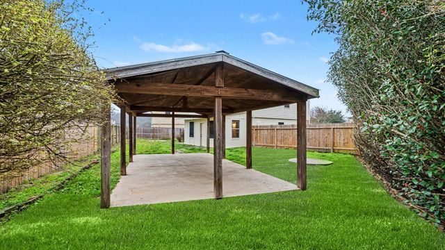 5018 Steel Meadows Lane, Humble, TX 77346