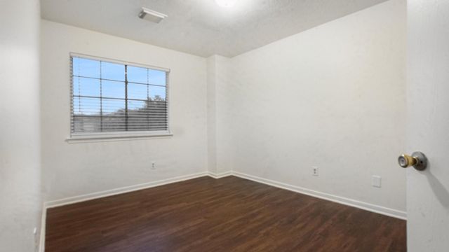 5018 Steel Meadows Lane, Humble, TX 77346