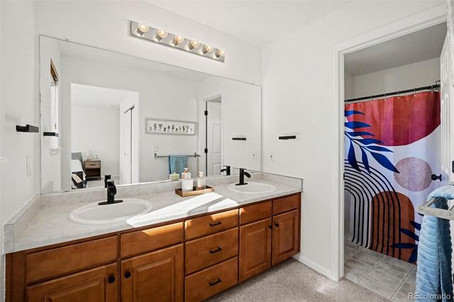 655 Elizabeth Street Circle, Dacono, CO 80514