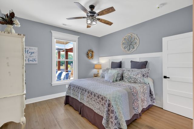 879 Mount Vernon Rd, Bethpage, TN 37022