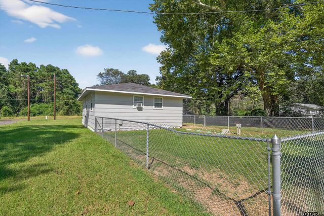 304 County Road 3525, Hawkins, TX 75765