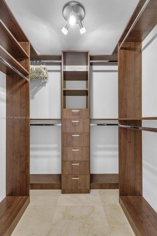 495 Brickell Ave 2405, Miami, FL 33131