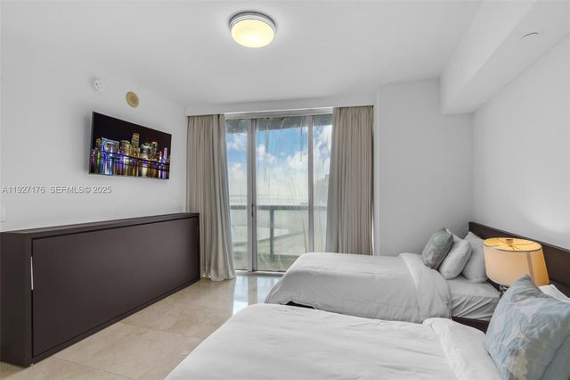 495 Brickell Ave 2405, Miami, FL 33131